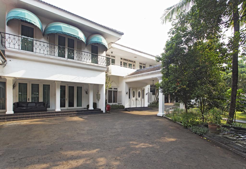 Guest house Reddoorz @ Cibubur